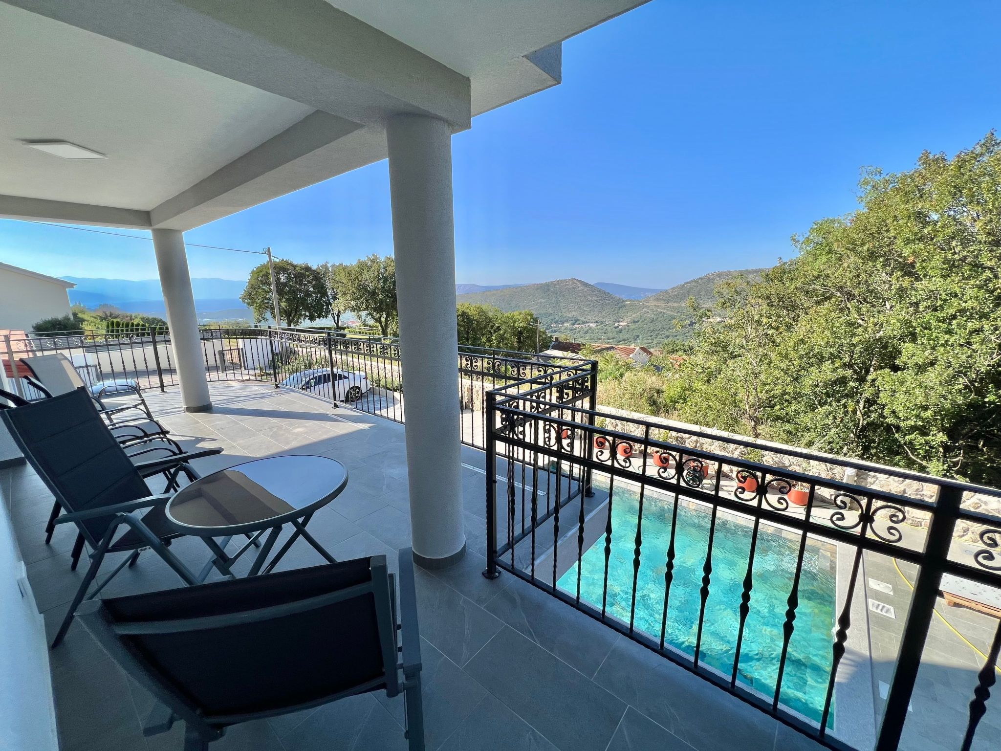 Villa Hidden Gem-Dehors