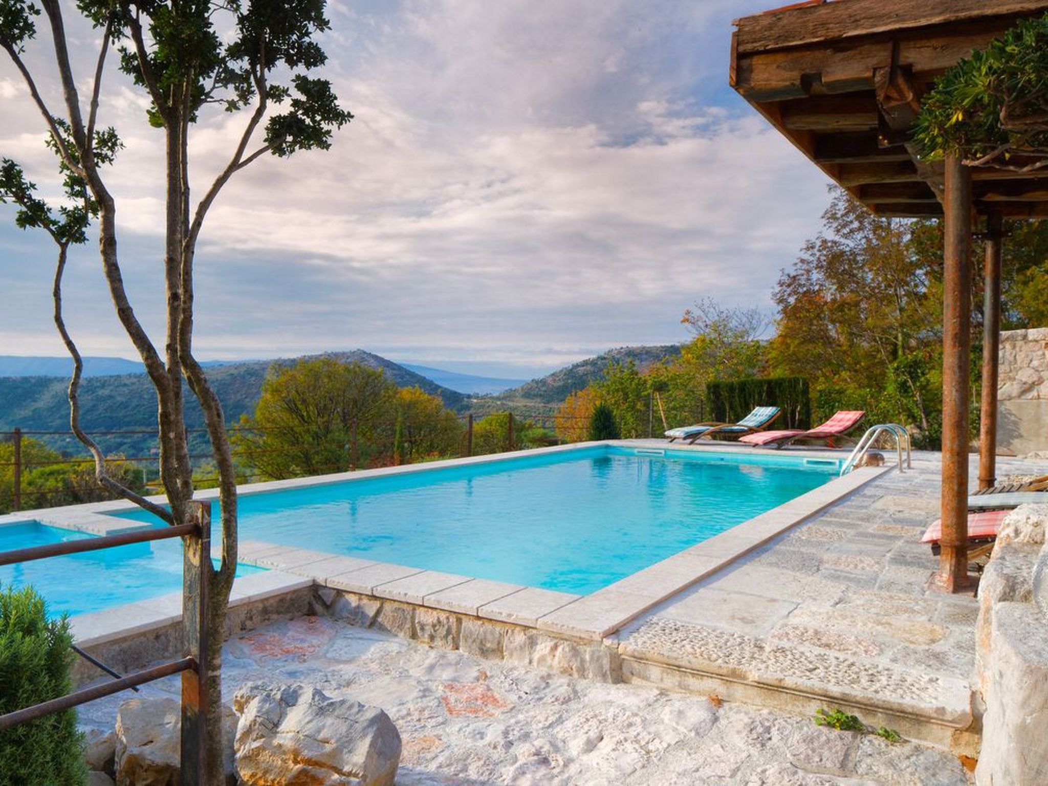 Ecovilla Mirabilis, prächtiges Ferienhaus mit Pool-Image-tags.info