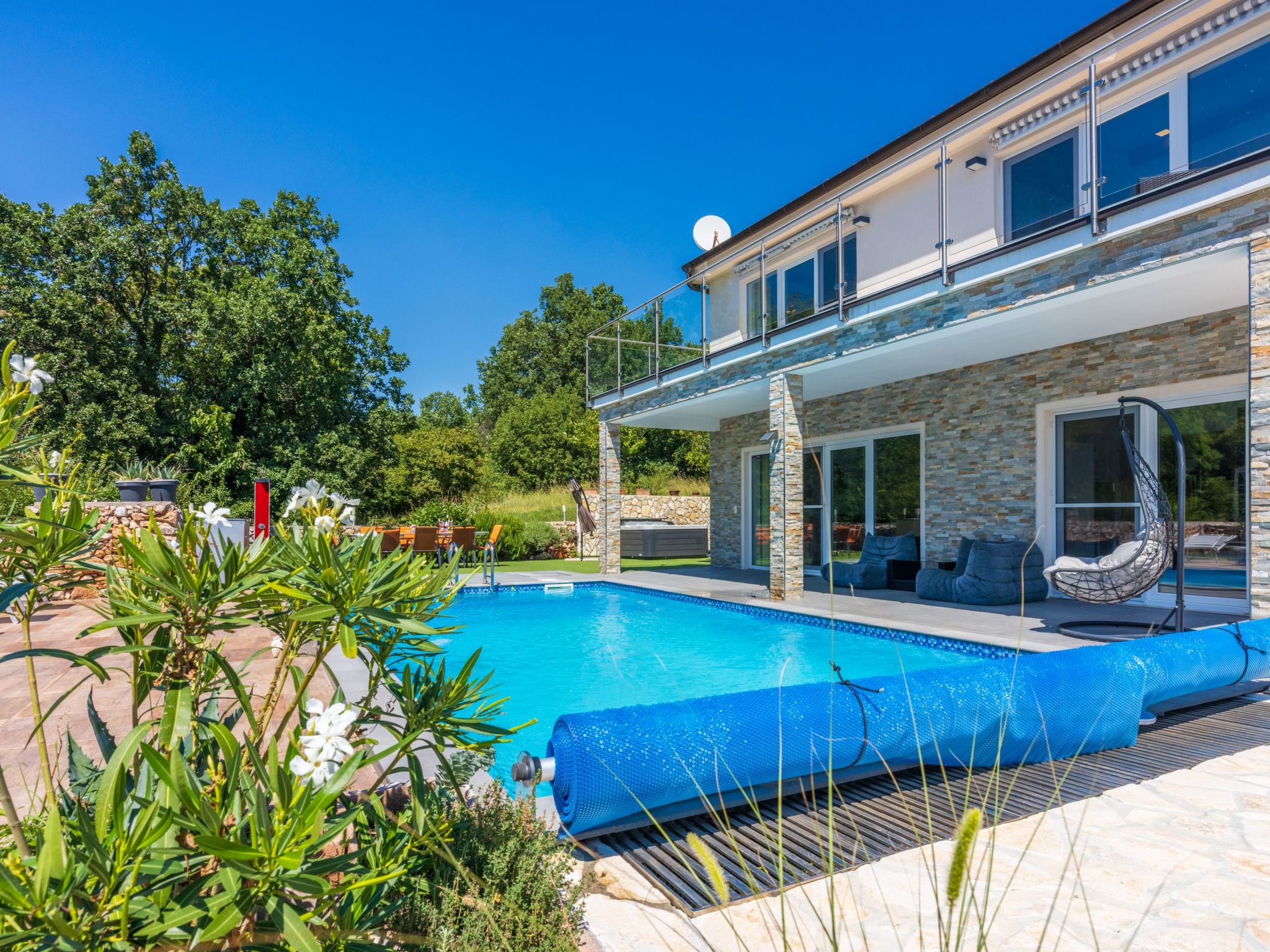 Villa Monte-Image-tags.info