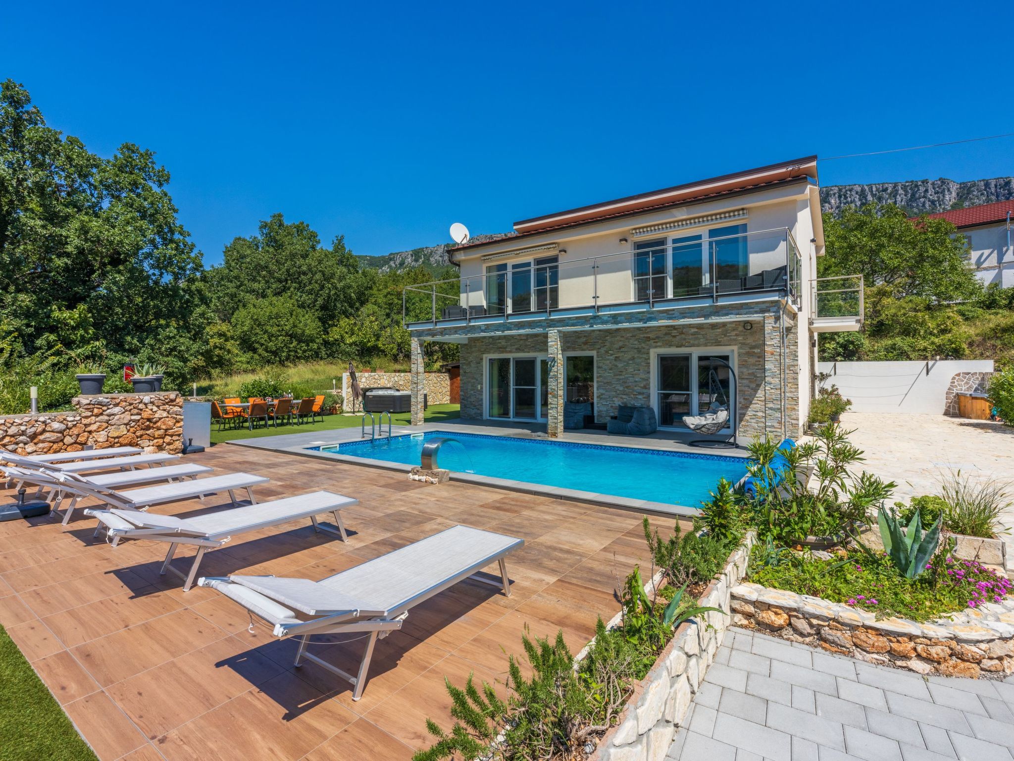 Villa Monte-Image-tags.info