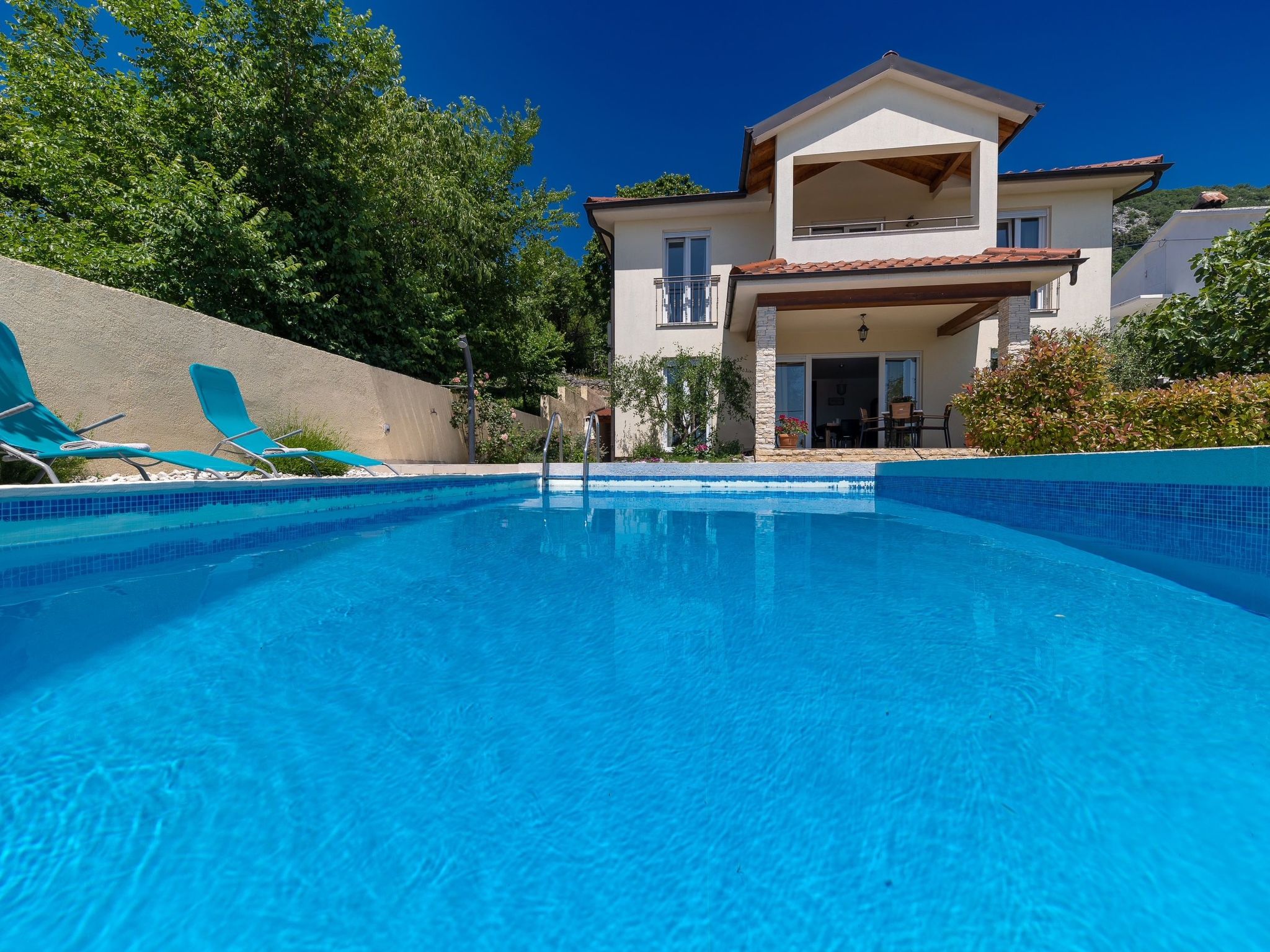 Ferienvilla mit privatem Pool-Image-tags.info