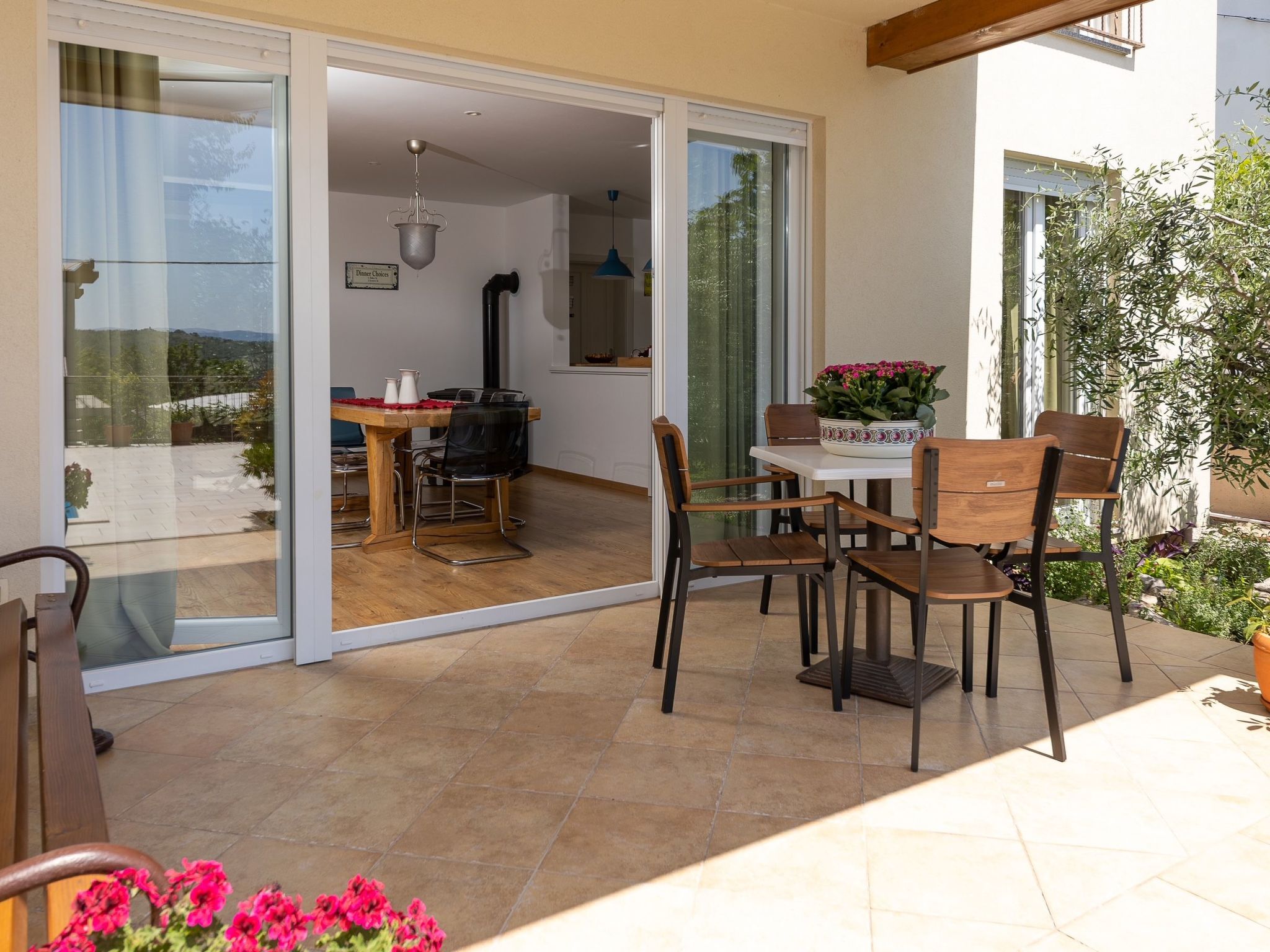 Ferienvilla mit privatem Pool-Dehors