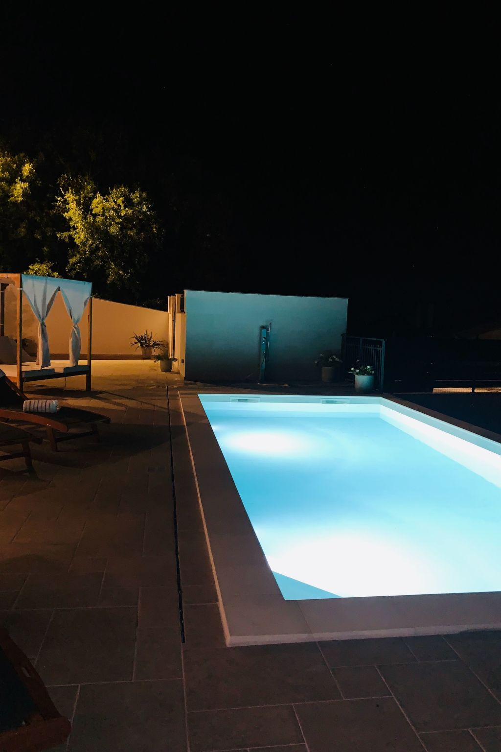 Casa di Nika - charmante Steinvilla mit beheiztem Pool-Binnen