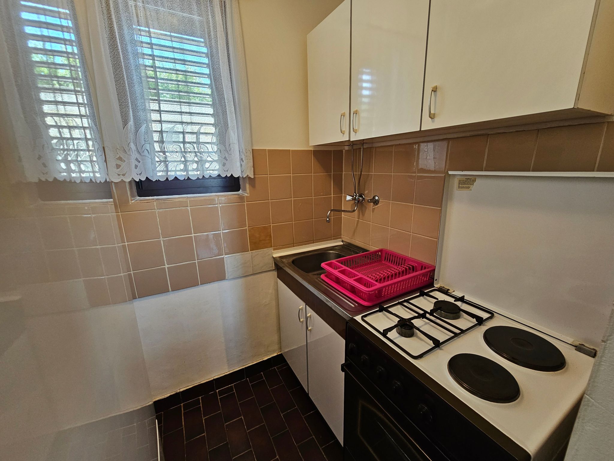 Wohnung auf zwei Etagen mit Terrasse und Balkon-Drinnen