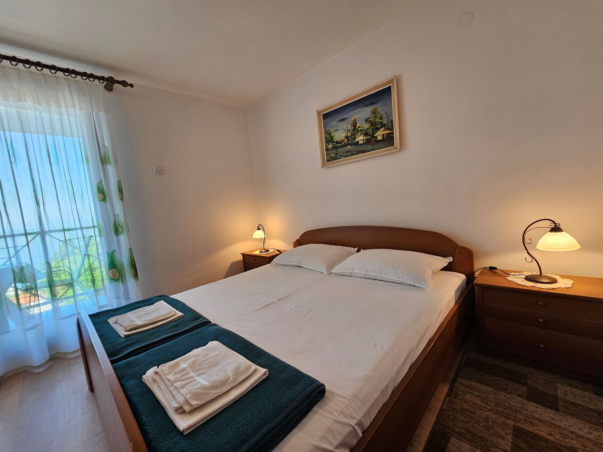 Wohnung auf zwei Etagen mit Terrasse und Balkon-Drinnen