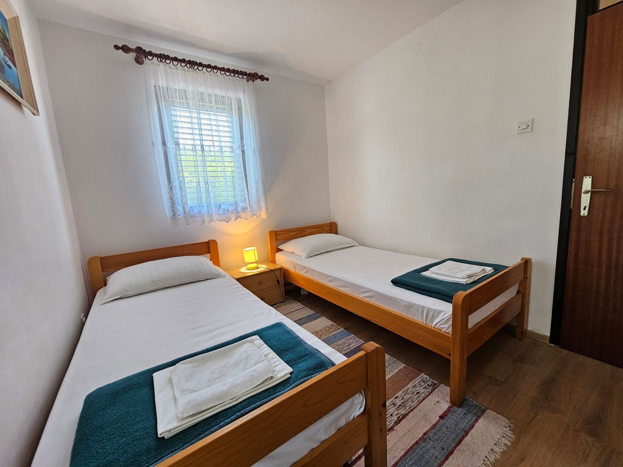 Wohnung auf zwei Etagen mit Terrasse und Balkon-Drinnen