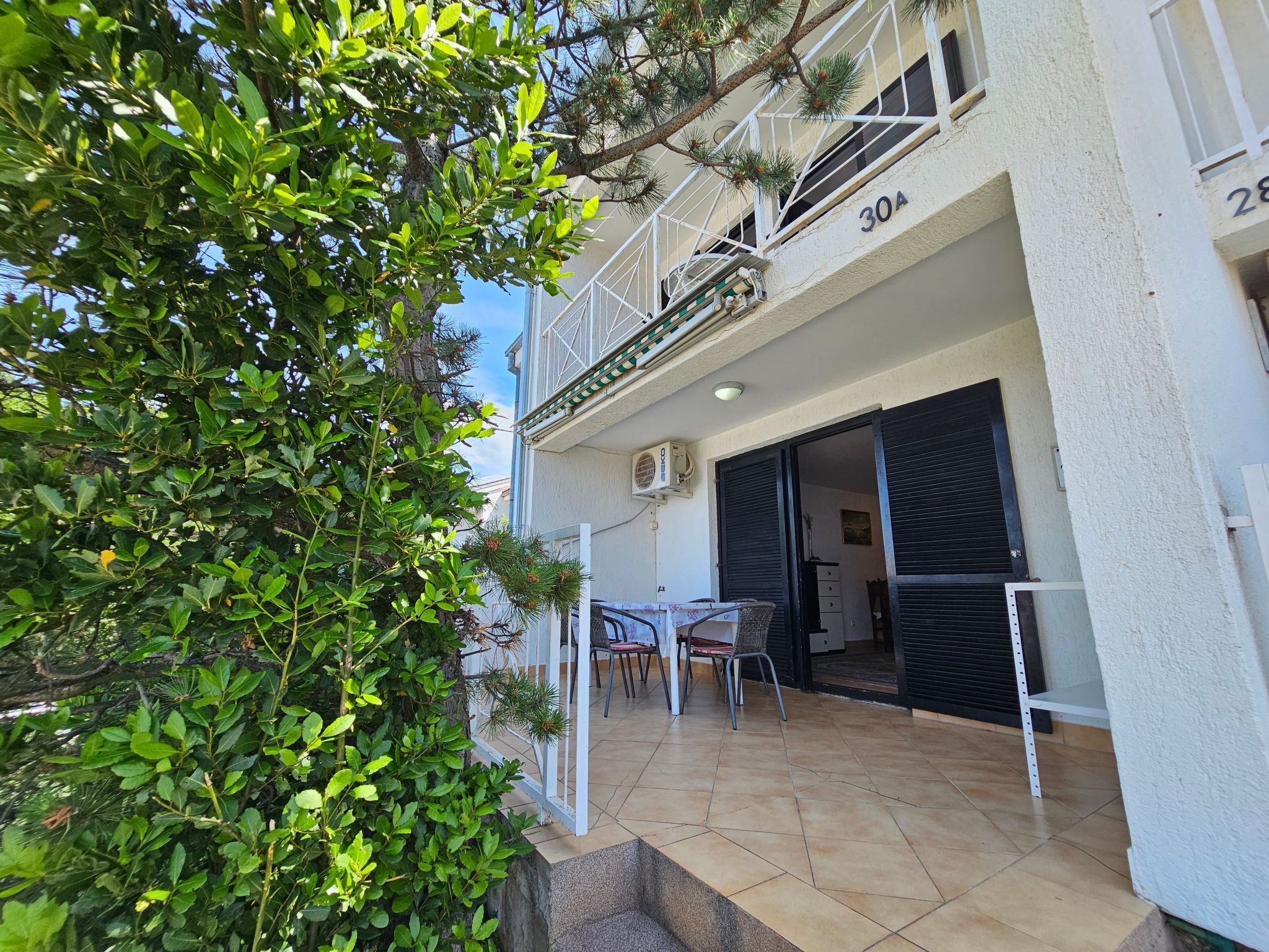 Für 6 Personen in Klenovica-Dedans