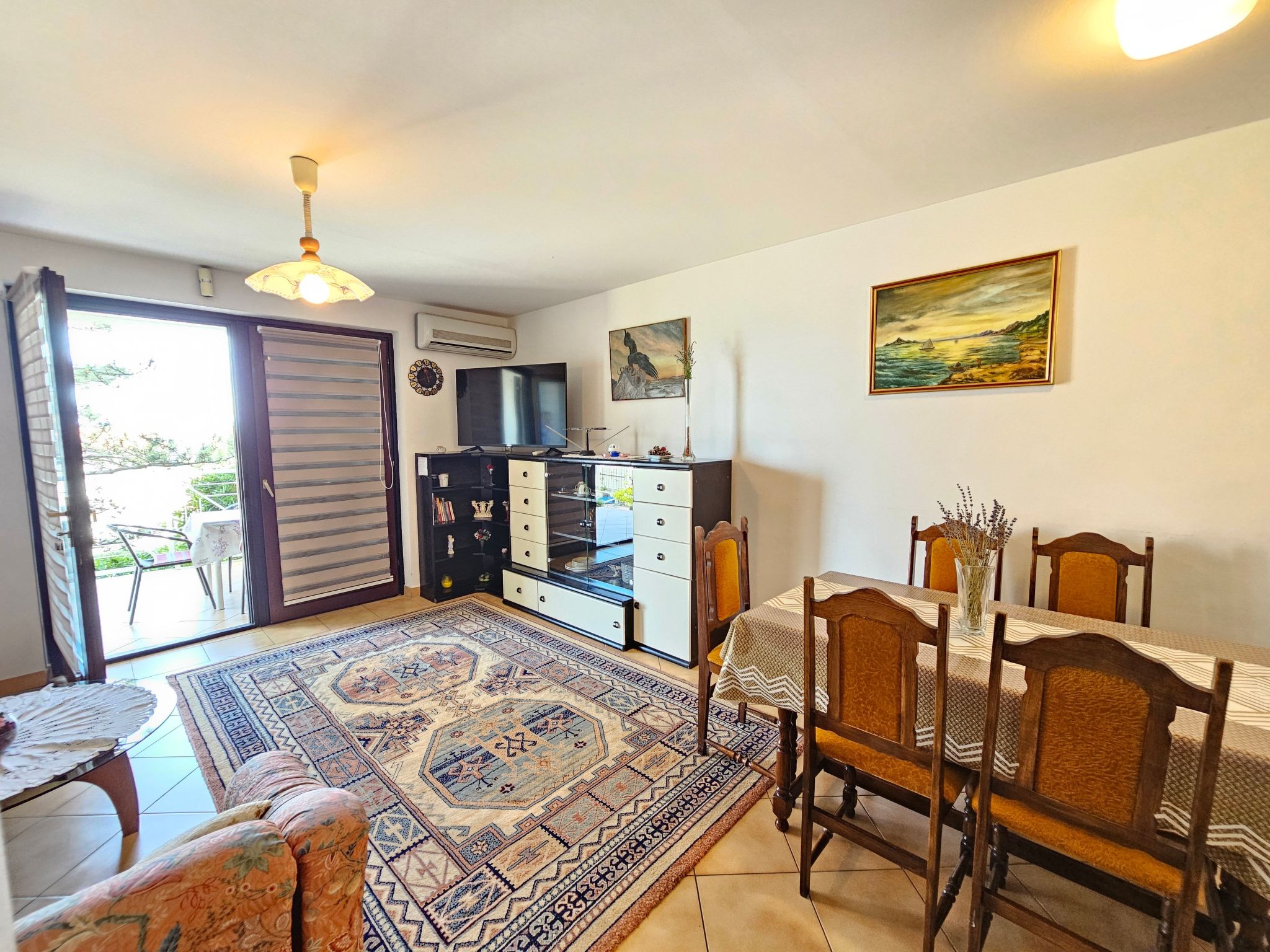 Für 6 Personen in Klenovica-Dedans