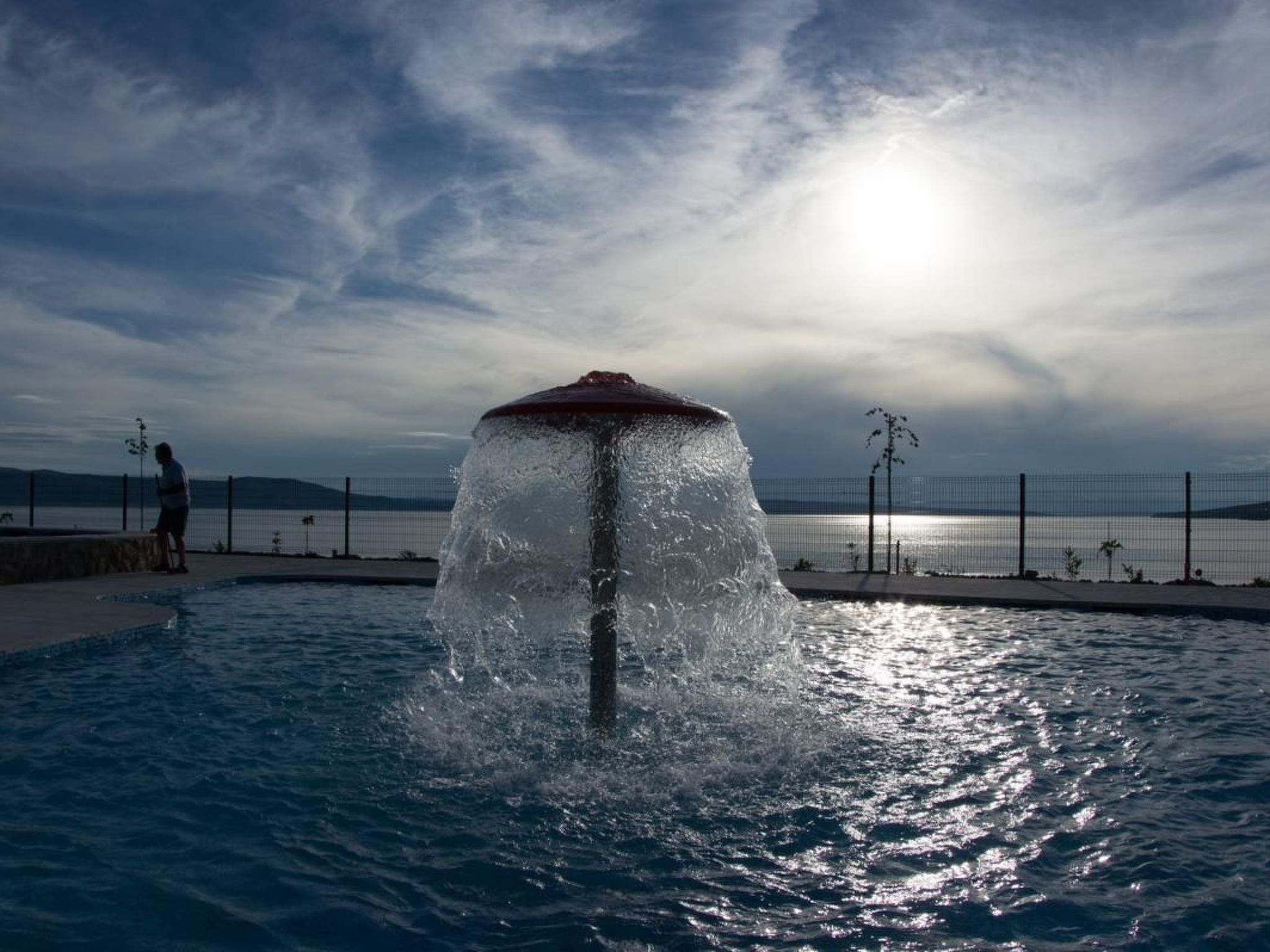 Mobilheim mit gemeinschaftlichem Pool-Dedans