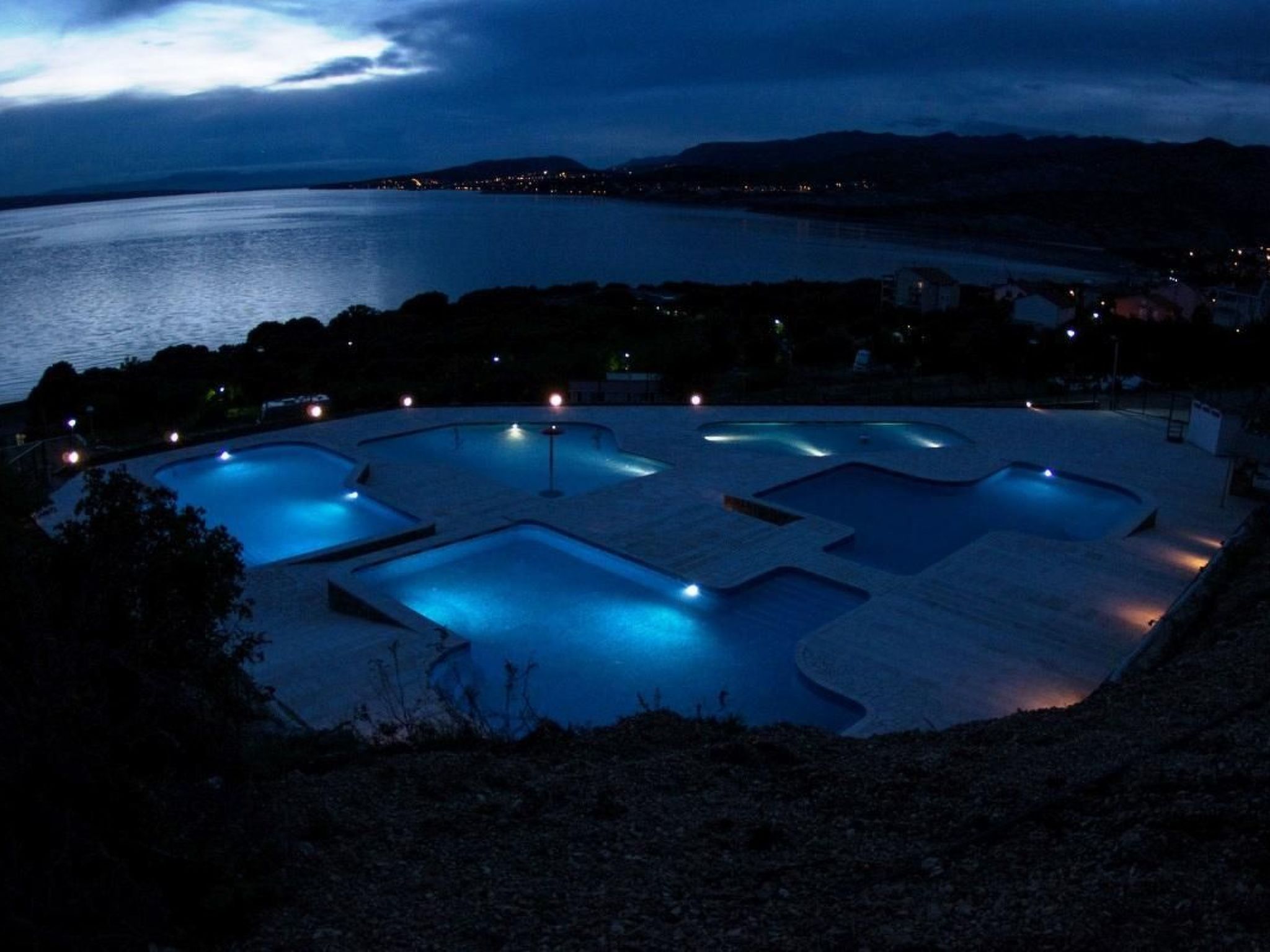 Mobilheim mit gemeinschaftlichem Pool-Dedans