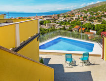 Miškulin: Knus appartement aan zee met zwembad in Senj, Kvarner baai - thumbnail 3