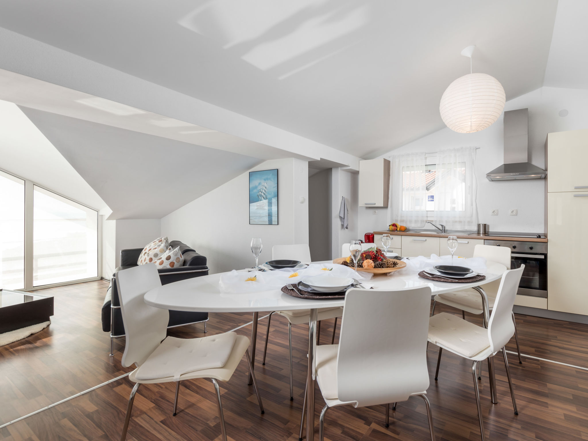 Kitchen / Dining Room