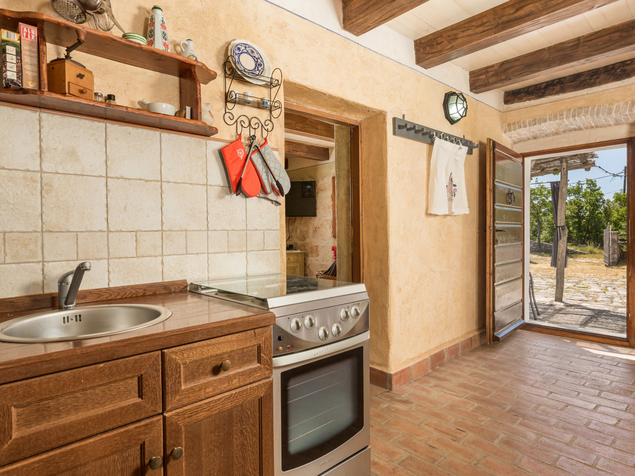 Kitchen / Dining Room