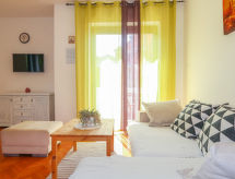 Sfeervol appartement nabij het kiezelstrand van Senj, met tuin en airco - thumbnail 5