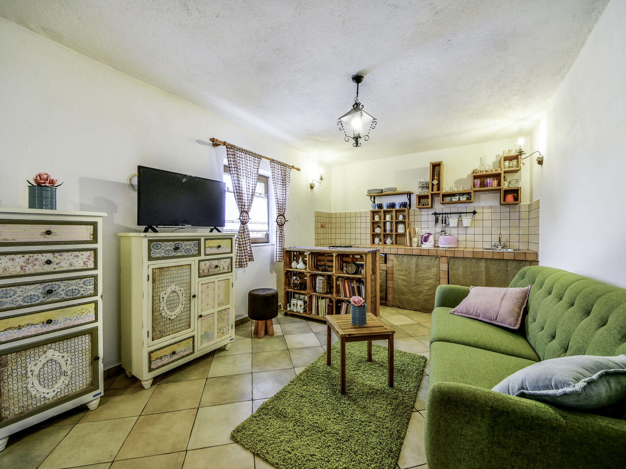 Vrijstaand vakantiehuis met privézwembad en weids uitzicht bij Senj - foto 4