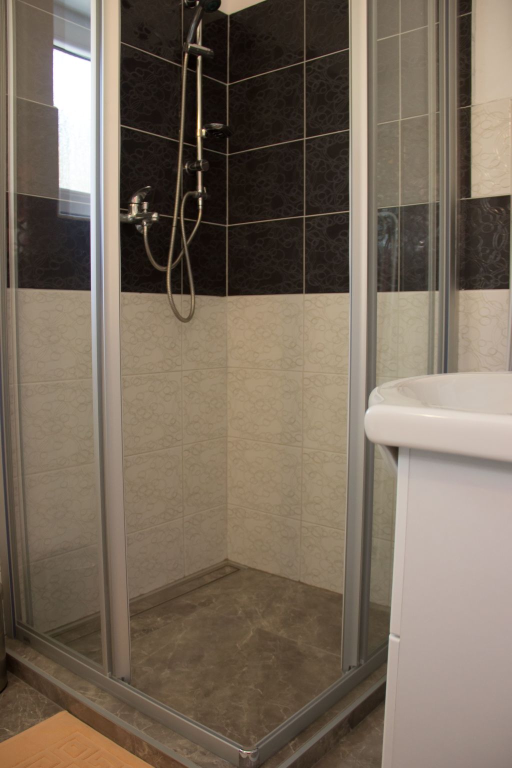 „BMB Apartments3“ mit Blick aufs Wasser-Dedans