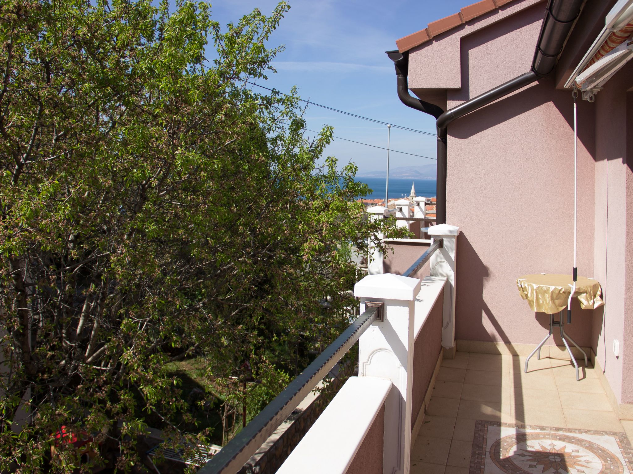 „BMB Apartments3“ mit Blick aufs Wasser-Dedans