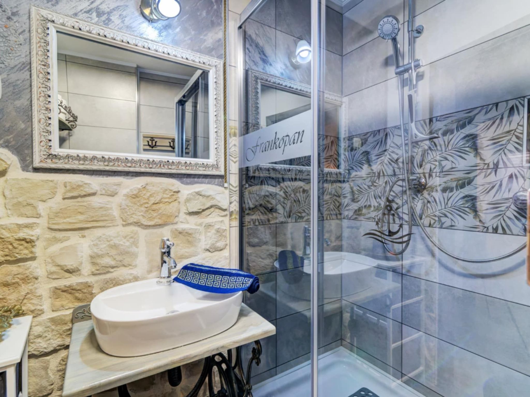 Apartment "Schiffsruder" mit Blick auf die Innenstadt-Image-tags.info