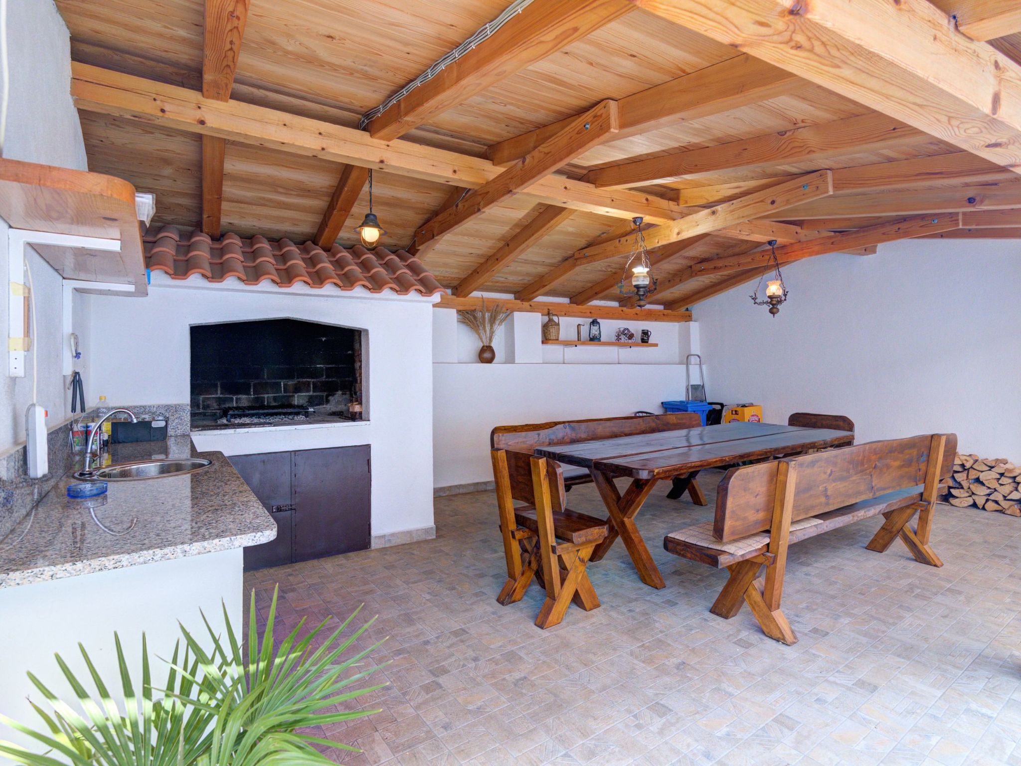 Marta mit Panoramablick-Image-tags.info