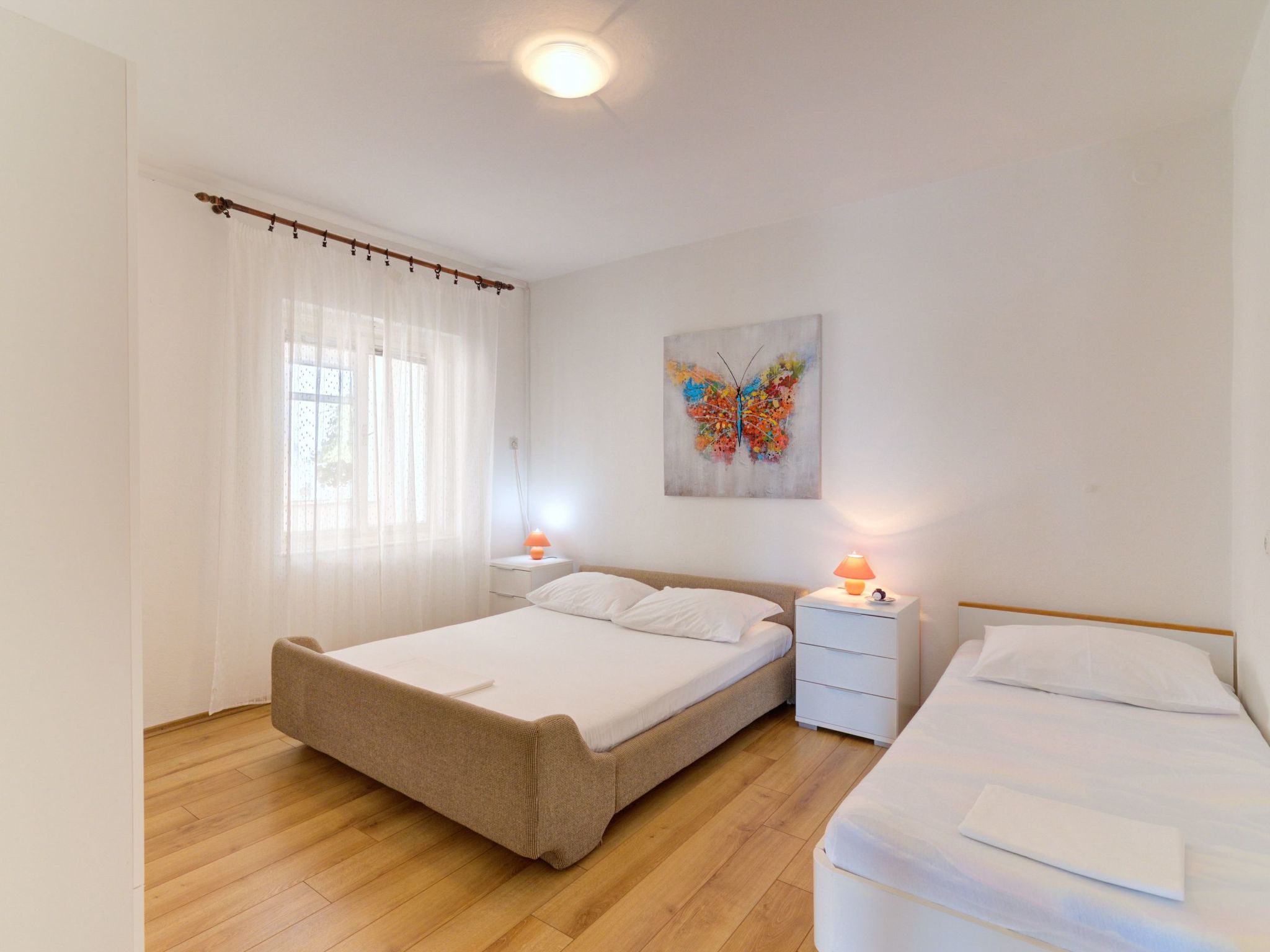 Marta mit Panoramablick-Image-tags.info