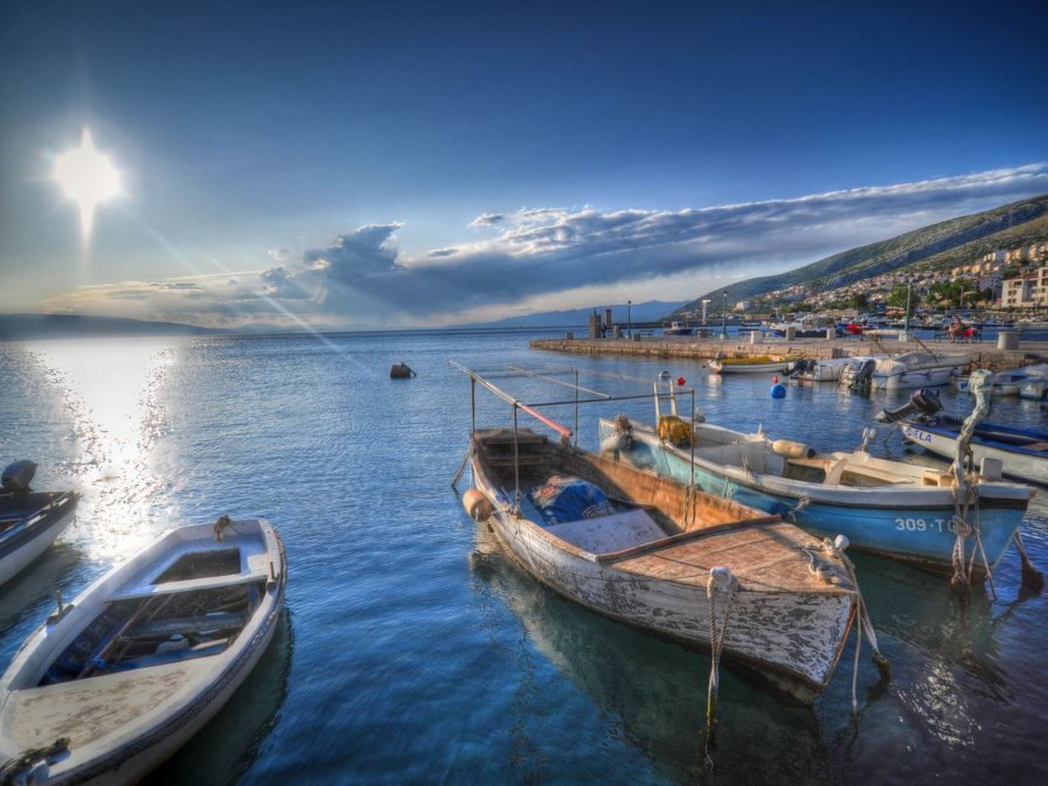 Marta mit Panoramablick-Image-tags.info