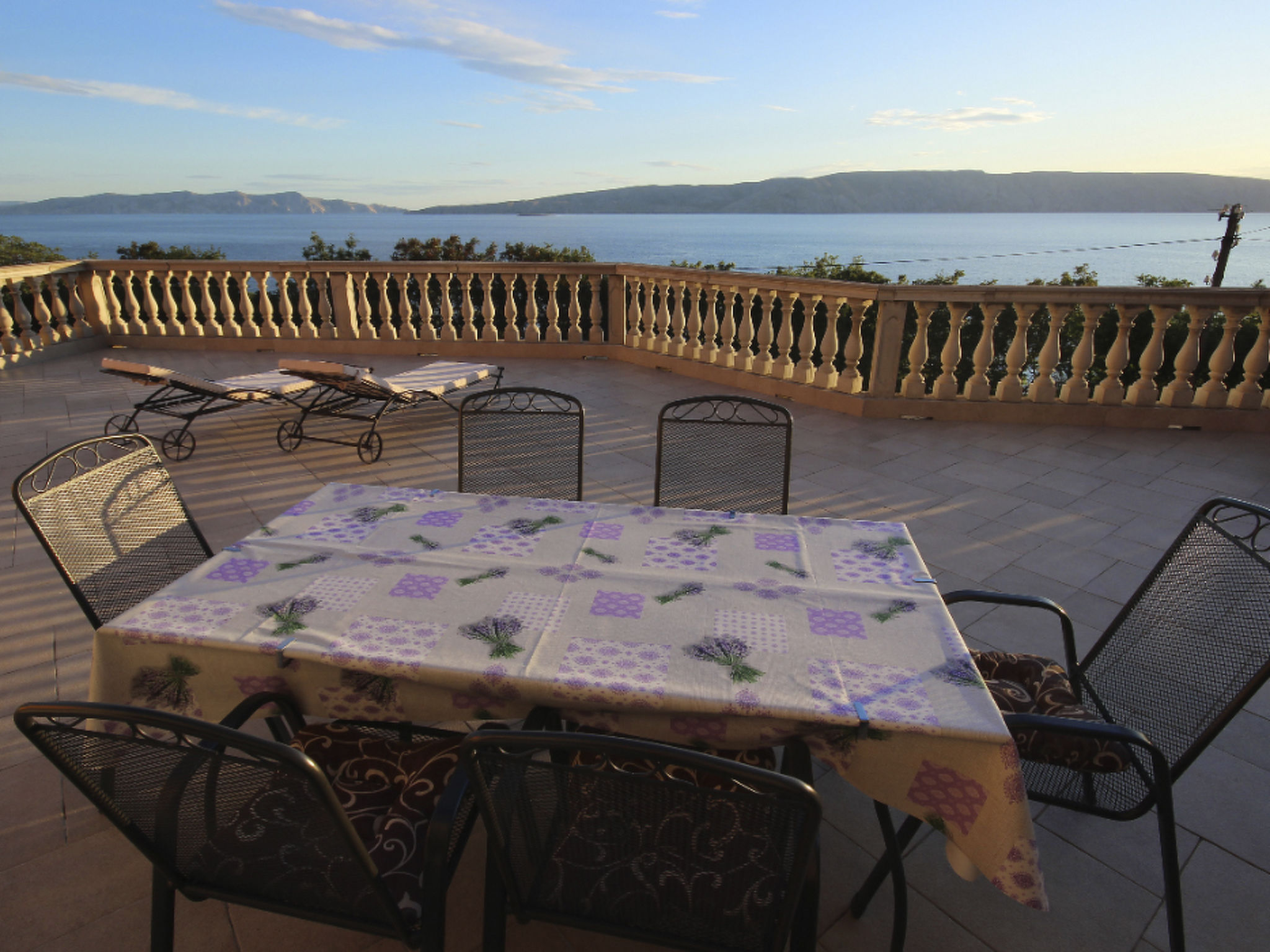 Apartment für zwei Erwachsene und zwei Kinder-Image-tags.info