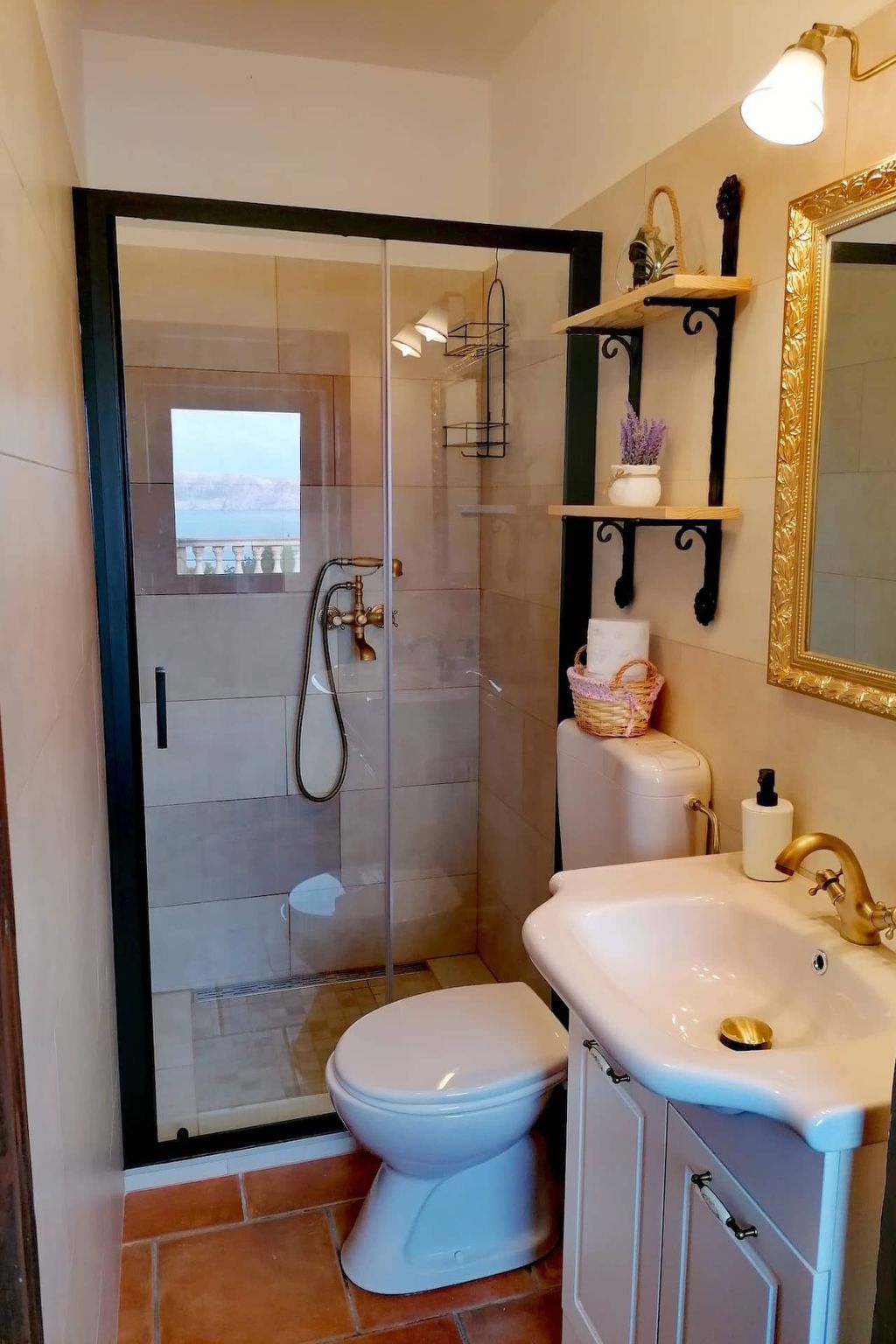 Apartment für zwei Erwachsene und zwei Kinder-Image-tags.info