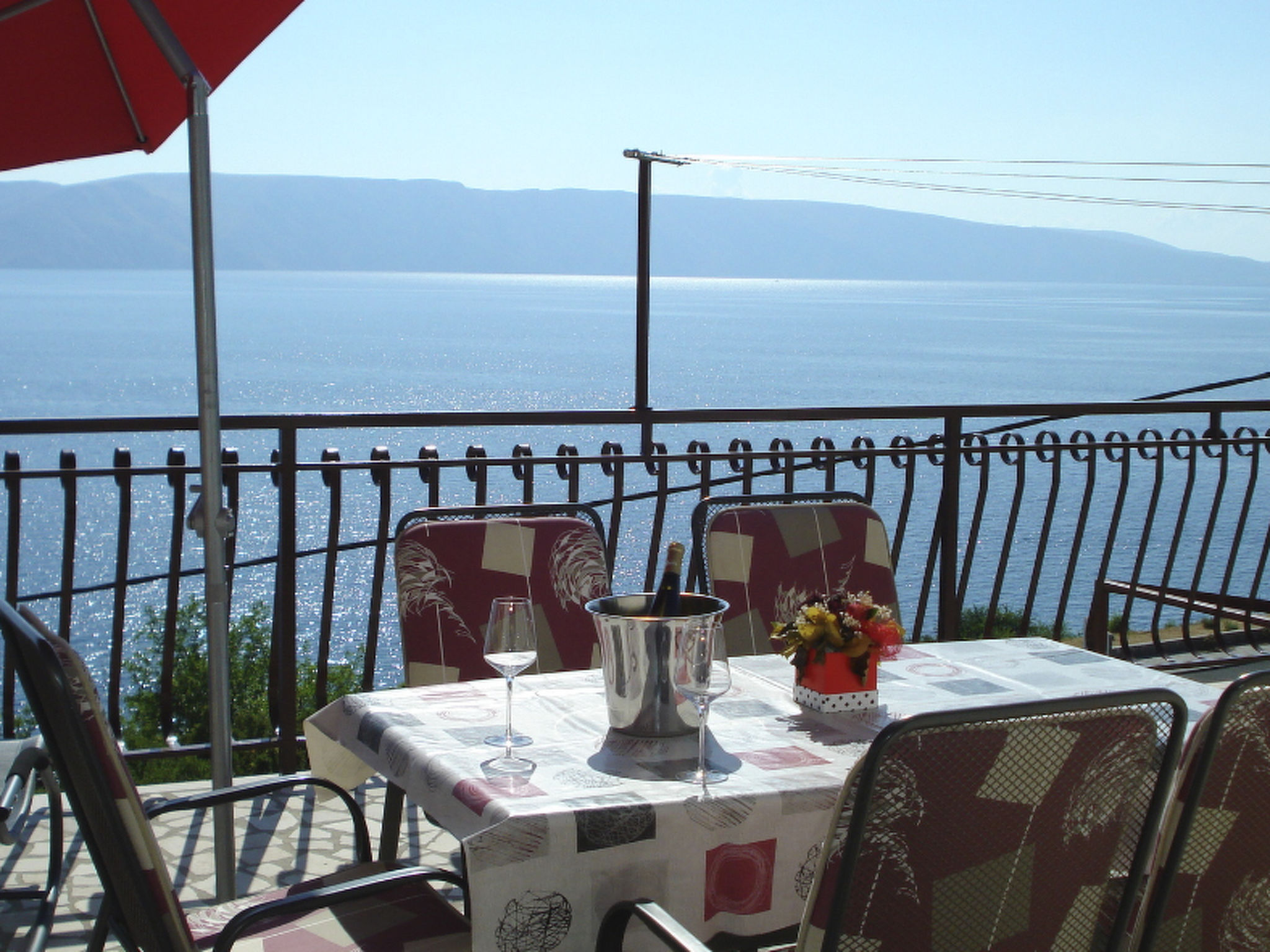 Gesamte Wohnung mit Terrasse und Meerblick-Binnen