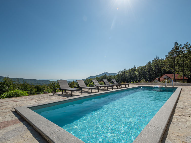 Search and Stay destination Podbilo, Lika-Senj County - Croatia from AU$ 339. Vršak