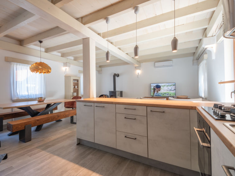 Search and Stay destination Podbilo, Lika-Senj County - Croatia from AU$ 356. Didova suma 2