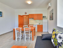 Appartement Val aan zee in Sveti Juraj, 30 meter van het strand - thumbnail 4