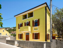 Gerenoveerd appartement Val op 30 meter van zee in Sveti Juraj - thumbnail 3