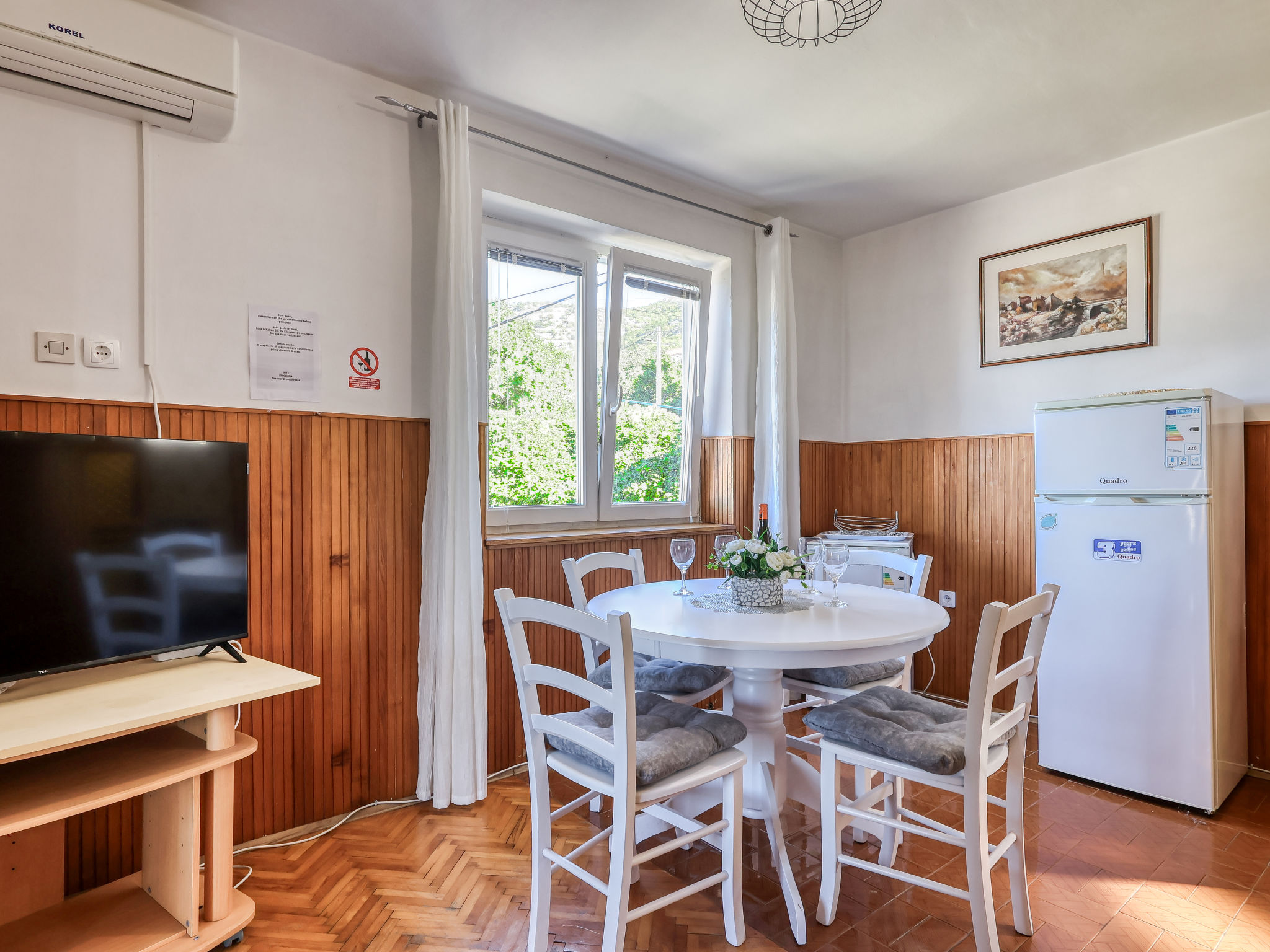 Appartement Nena – Cuisine et coin repas, photo 12 sur 33