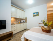 Oltari: Knus appartement op 940m hoogte met zwembad en panoramisch uitzicht - thumbnail 6