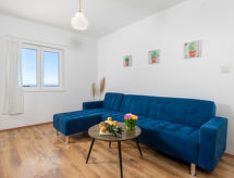 Rustiek vakantiehuis Marita met privézwembad bij Lukovo, voor 12 personen - thumbnail 3