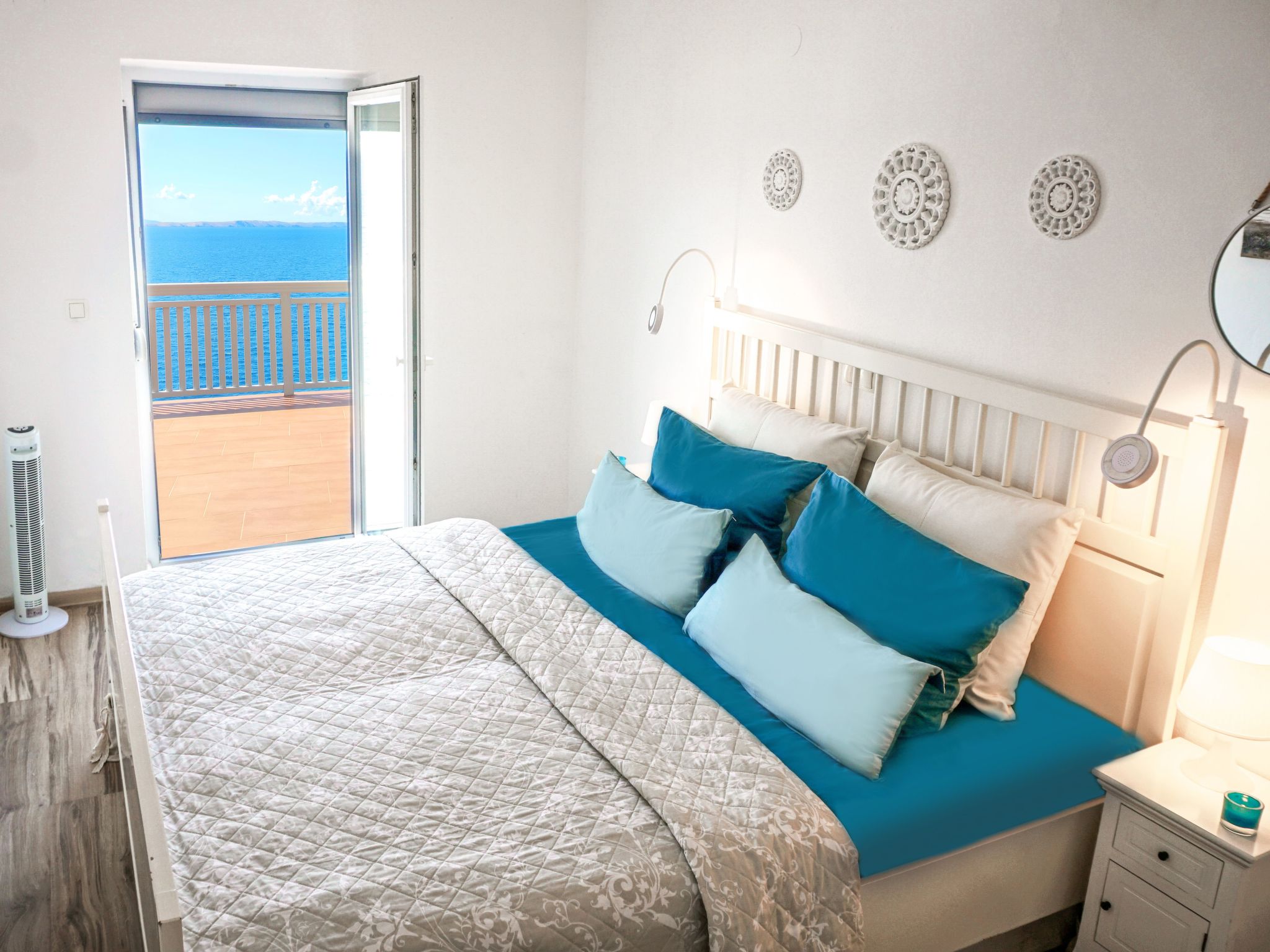 Sunset-Oase am Meer-Inside