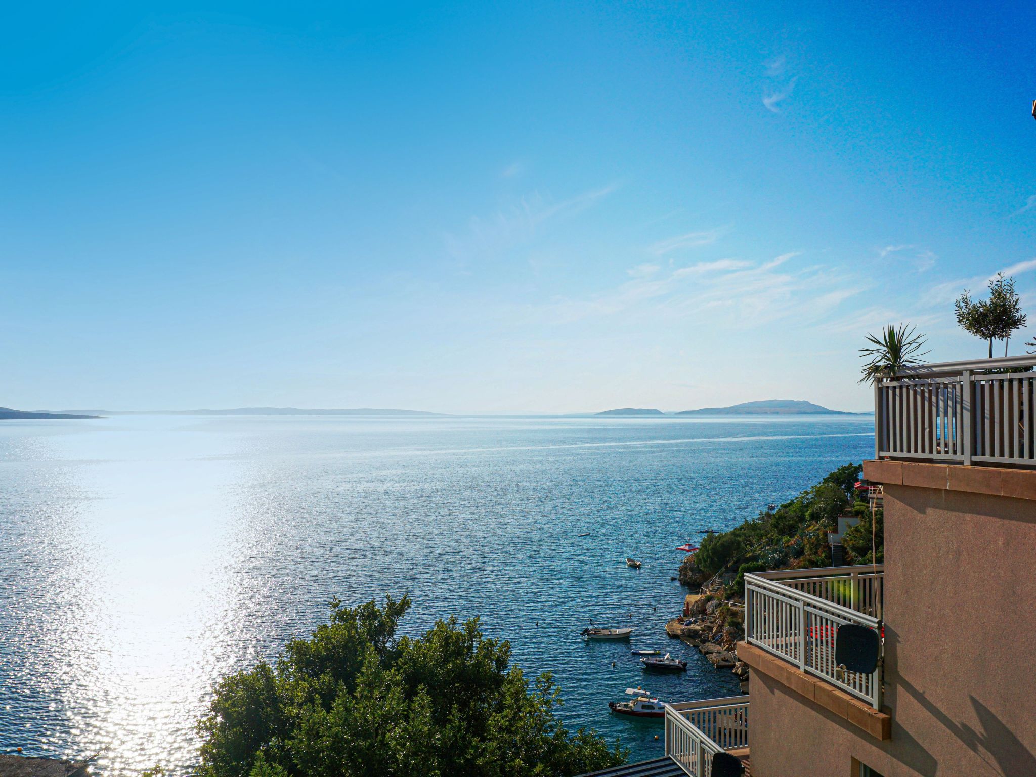 Sunset-Oase am Meer-Inside