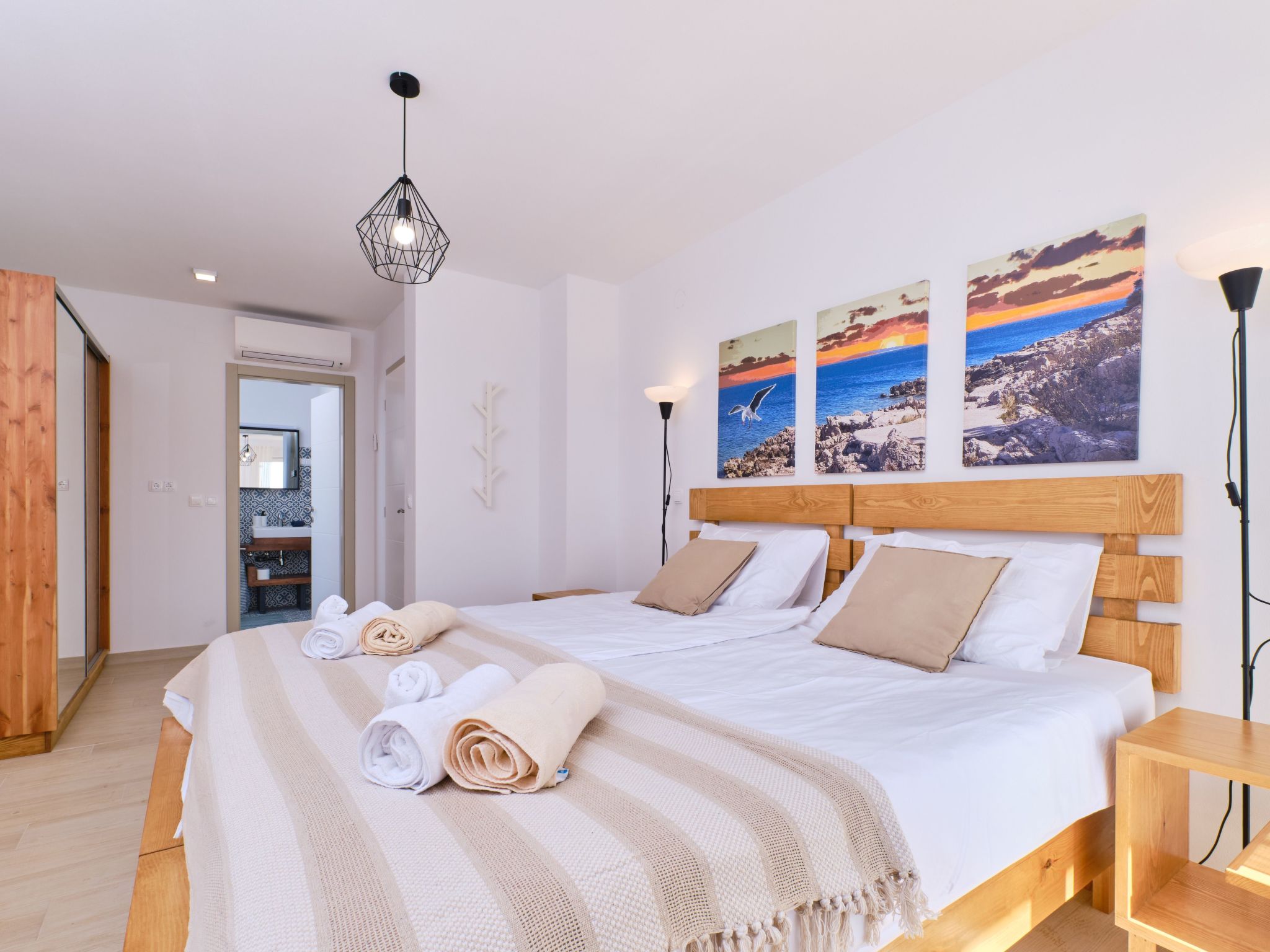 Mea Cres Meer Villa-Binnen