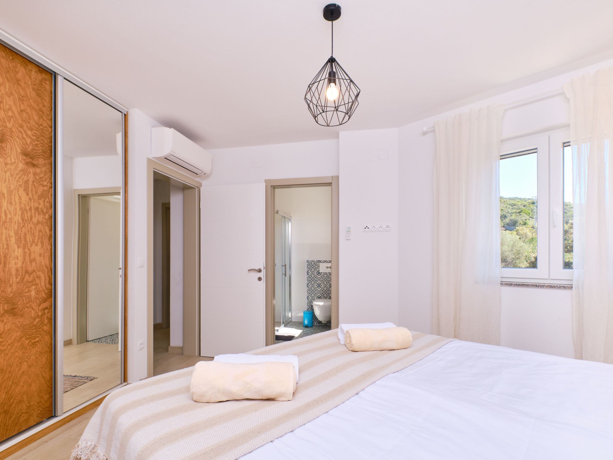 Mea Cres Sonnenvilla-Drinnen