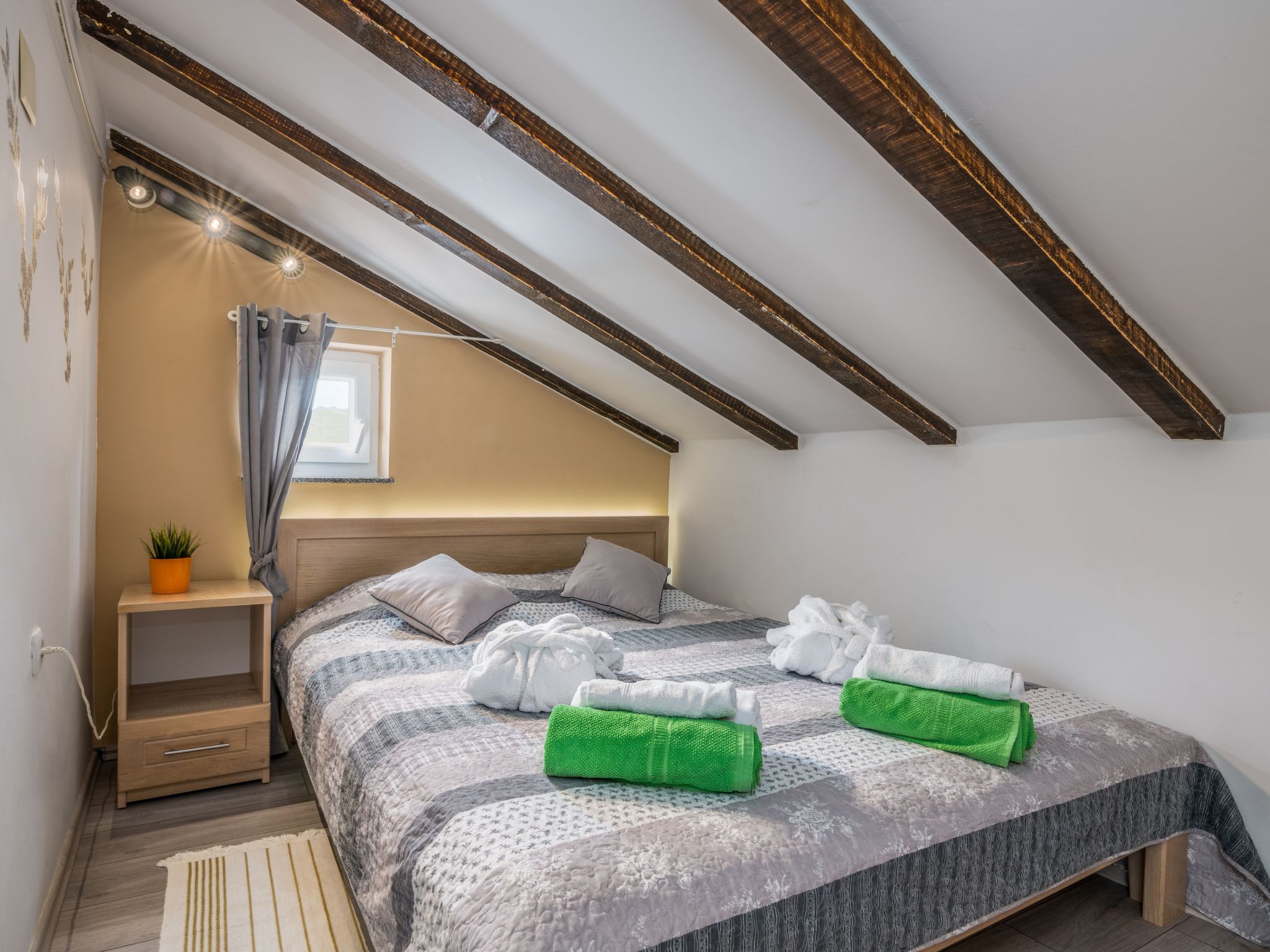 Exklusive und stilvolle Meerblick-Inselvilla-Drinnen