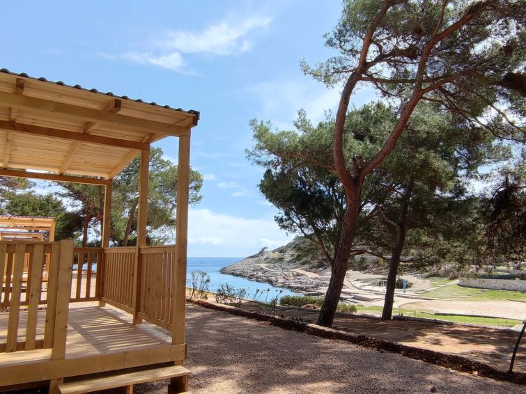 4-persoons vakantiehuis Baia Comfort Plus aan zee in Mali Lošinj in Mali Losinj