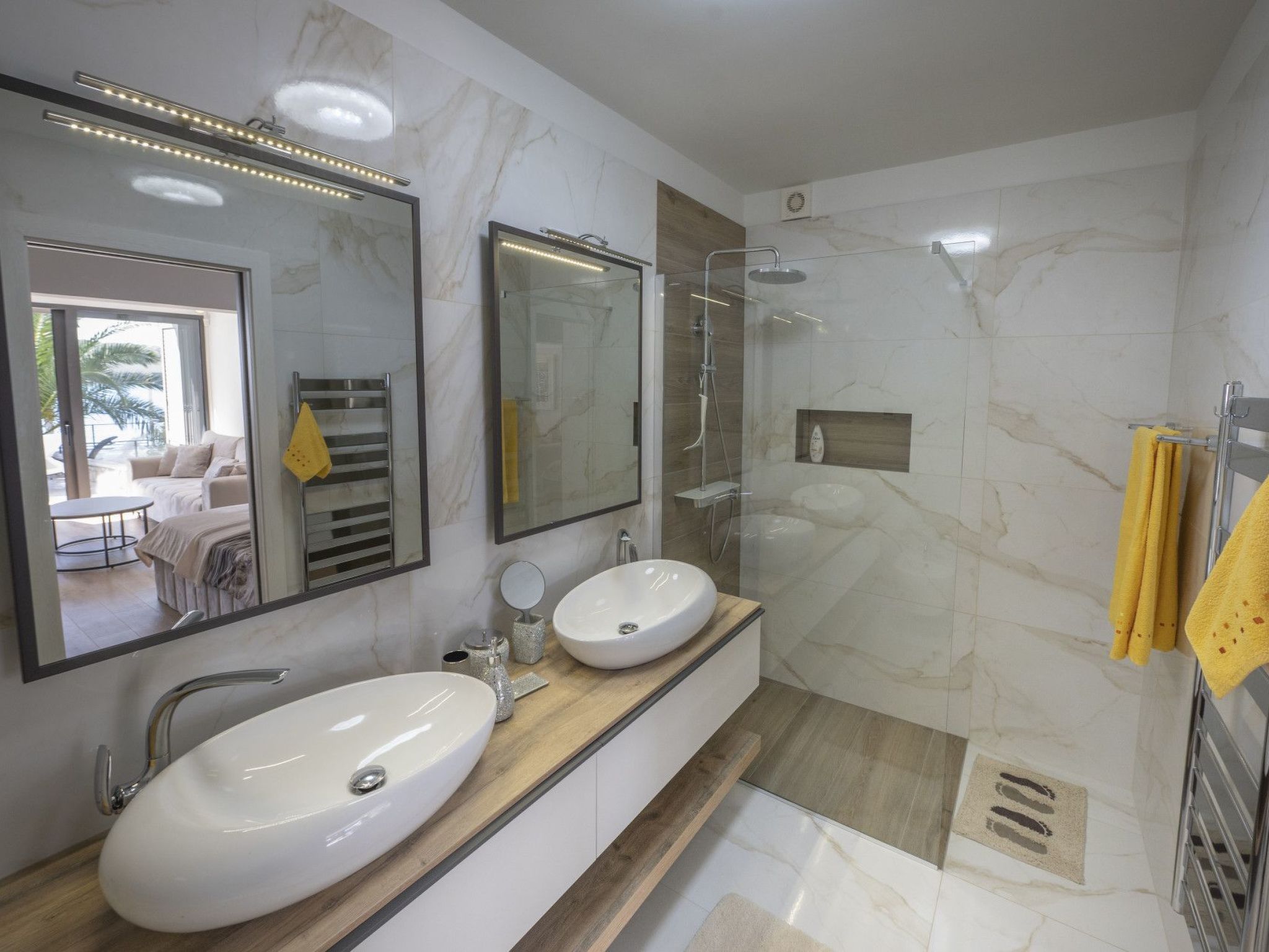 Unknown Accommodation-Binnen