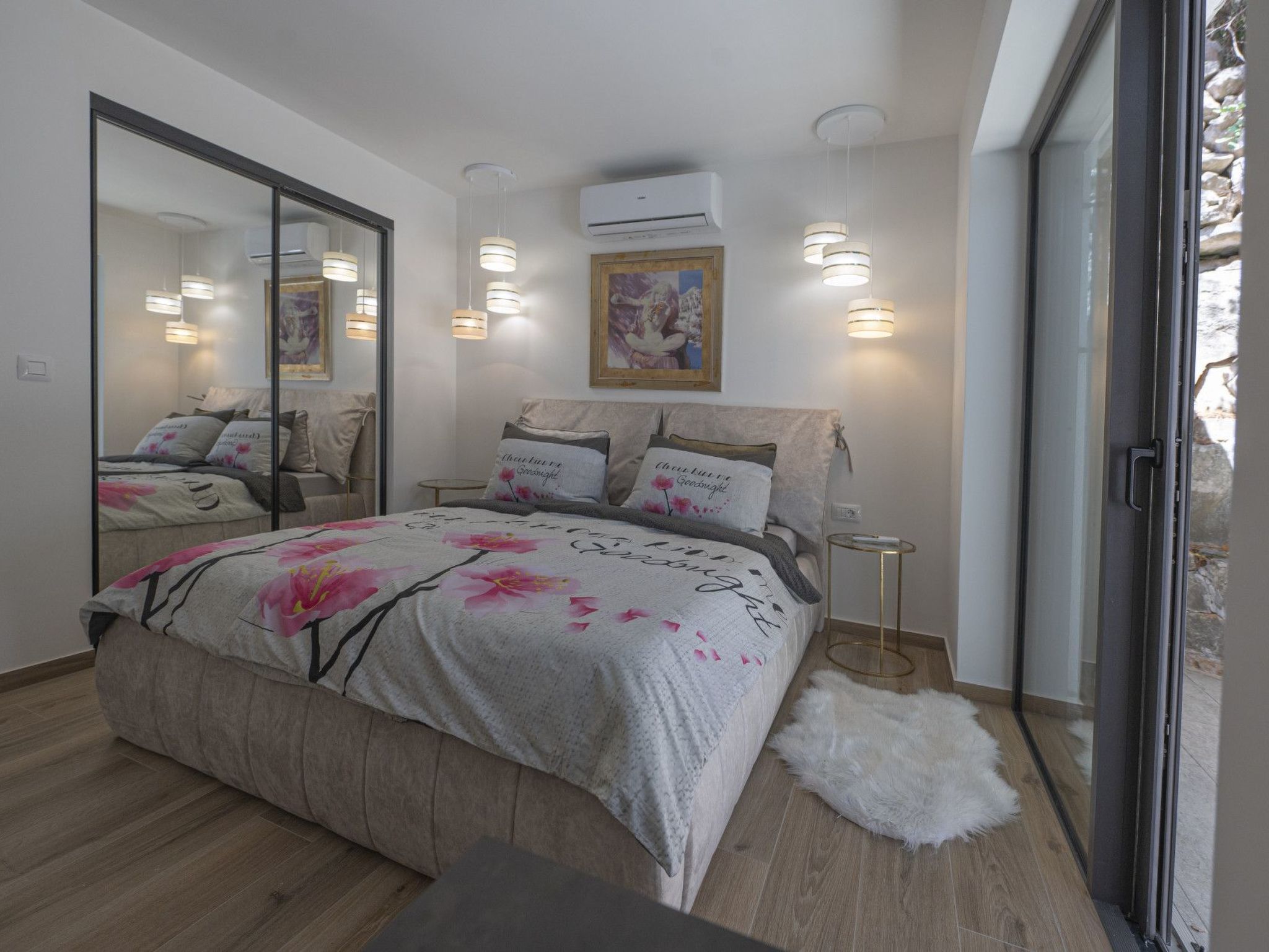 Unknown Accommodation-Binnen