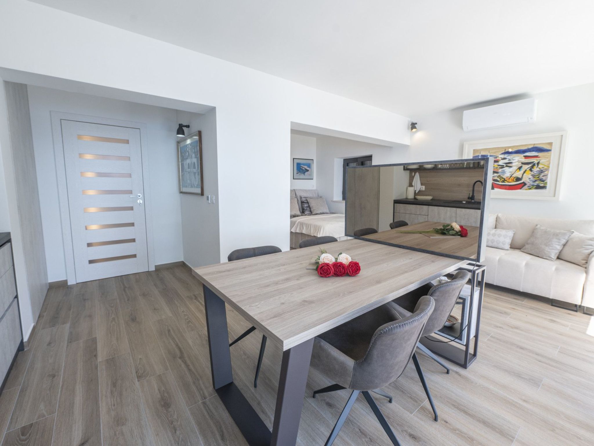 Unknown Accommodation-Binnen