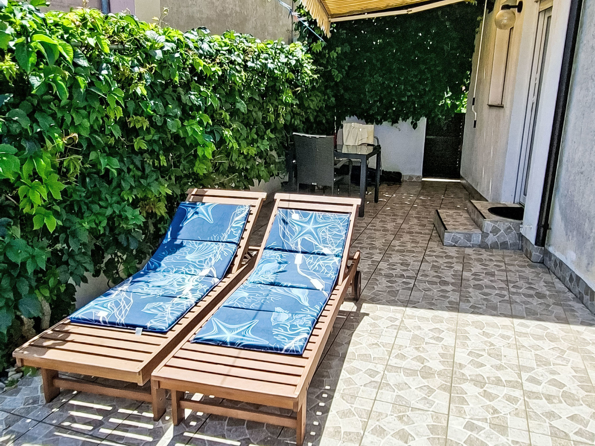 Studioapartment Meri 4