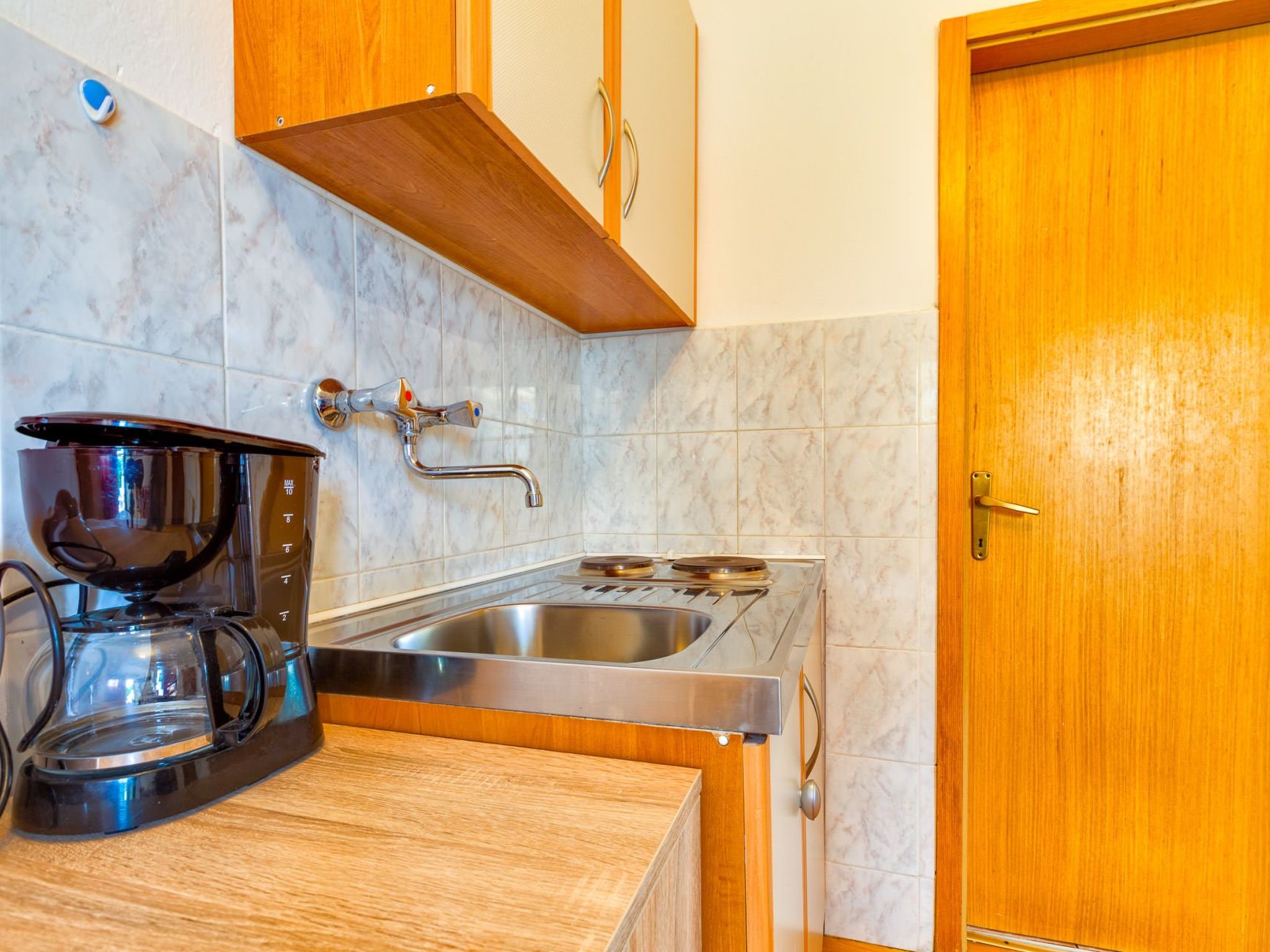 Studioapartment Meri 4-Inside