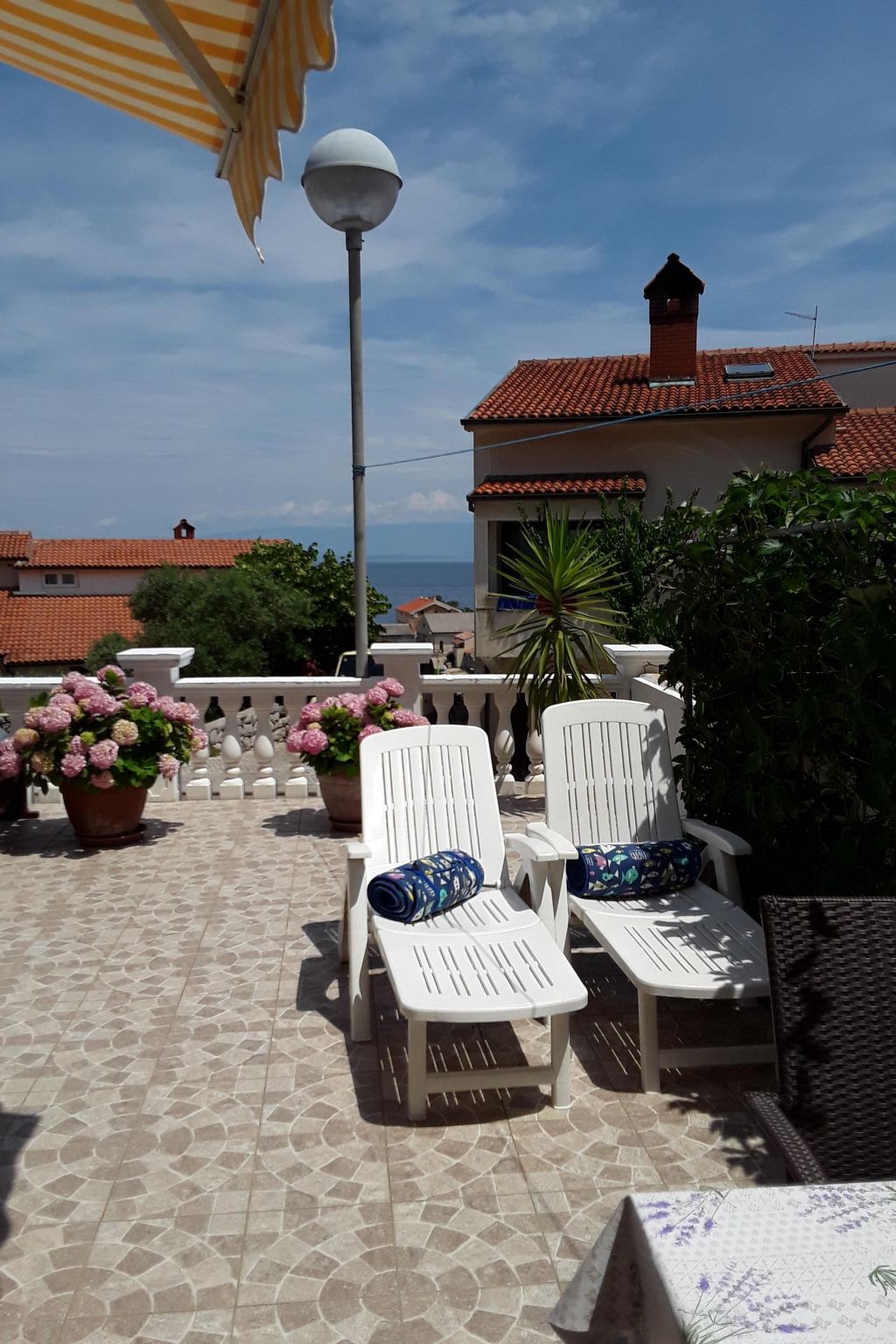 Studioapartment Meri 4-Inside