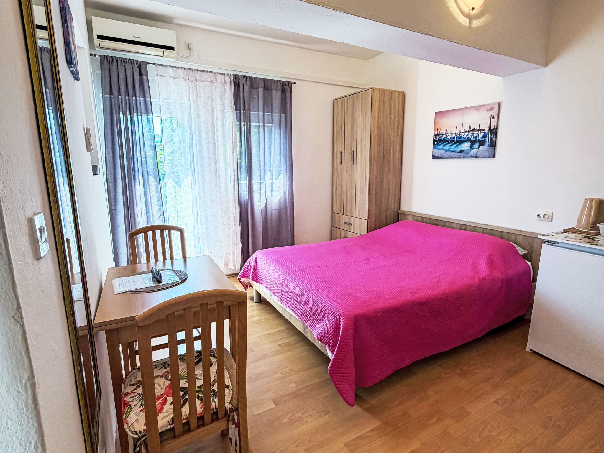 Studioapartment Meri 4