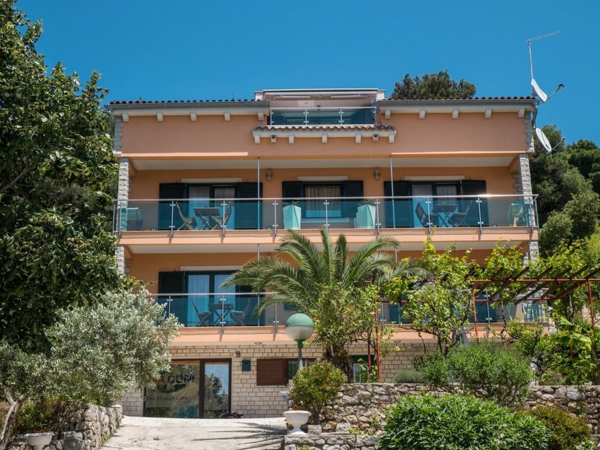 Villa Magnolia - Apartment Gardenia-Binnen