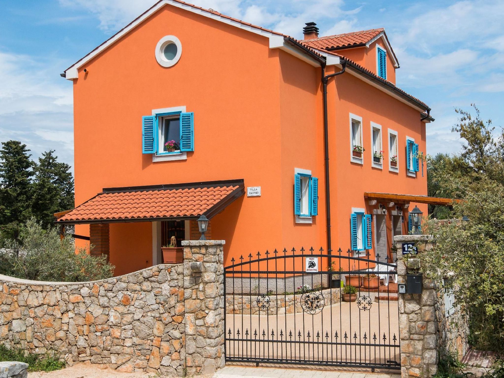 The apartment Casper are located in a newly family house, which is situated on the edge of the village, facing nature and silence. Because of tranquility and quiet, apartment is suitable for persons s..